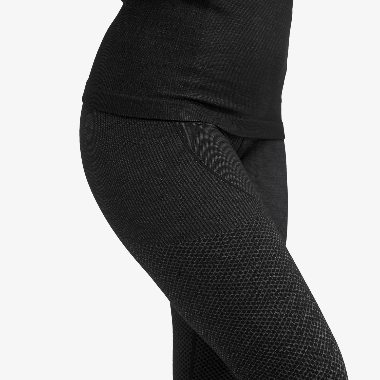 Fuse Merino Base Layer Set Women Anthracite 8 Fuse Merino Base Layer Set Women Anthracite - Image 6