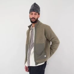 Signal Fleece - Olive Wool 13 Signal Fleece - Olive Wool -Clothing Sales Store FOLKMENSMODELAW23PART2 173