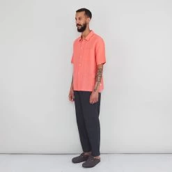 Gabe Shirt - Coral Linen Grid -Clothing Sales Store PRODUCT SLOT 4 895978 6C9EBFC92CBC166DC5549507C9F777E6FB27BB4AEEC7C8F13A98333703A8E4292CB3DA20DFDD7D11082A43403D4EFCE3607A14E27A2E53396F2093A97EA3D545