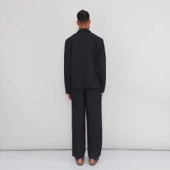 Wide Fit Blazer - Soft Black -Clothing Sales Store PRODUCT SWATCH 895891 6C9EBFC92CBC166DC5549507C9F777E6FB27BB4AEEC7C8F13A98333703A8E4292CB3DA20DFDD7D11082A43403D4EFCE3607A14E27A2E53396F2093A97EA3D545