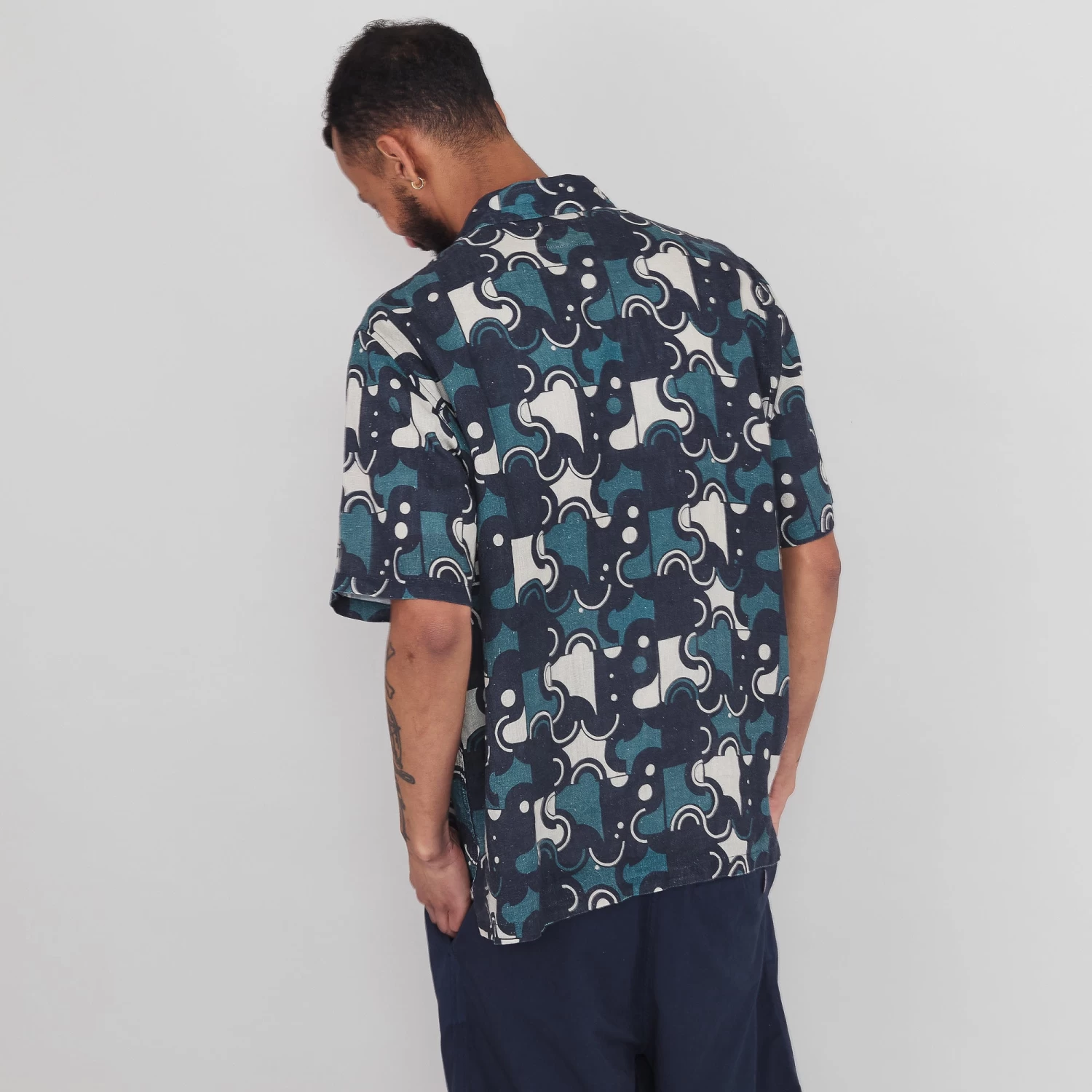 Gabe Shirt - Coil Print Indigo 6 Gabe Shirt - Coil Print Indigo - Image 4